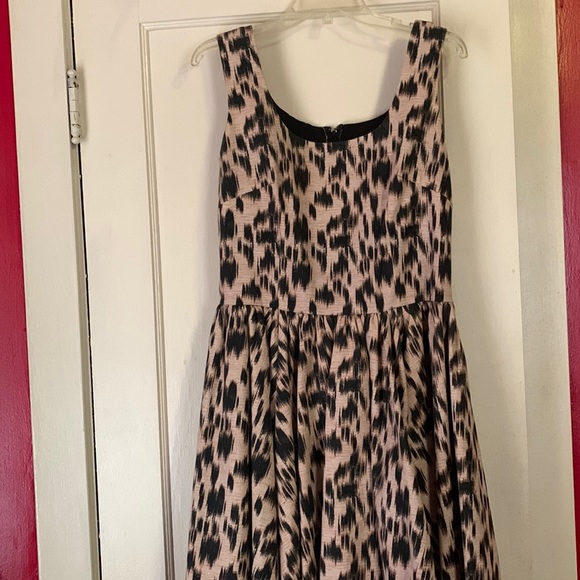 Pinup Couture Melted Leopard dress - Picture 2 of 6